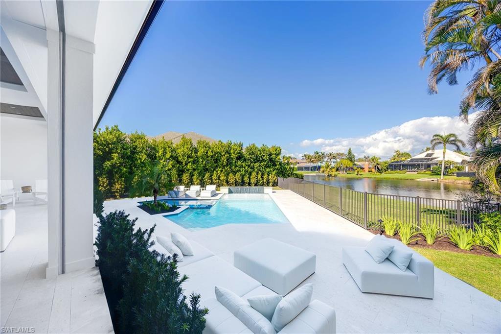 PARK SHORE - Residential