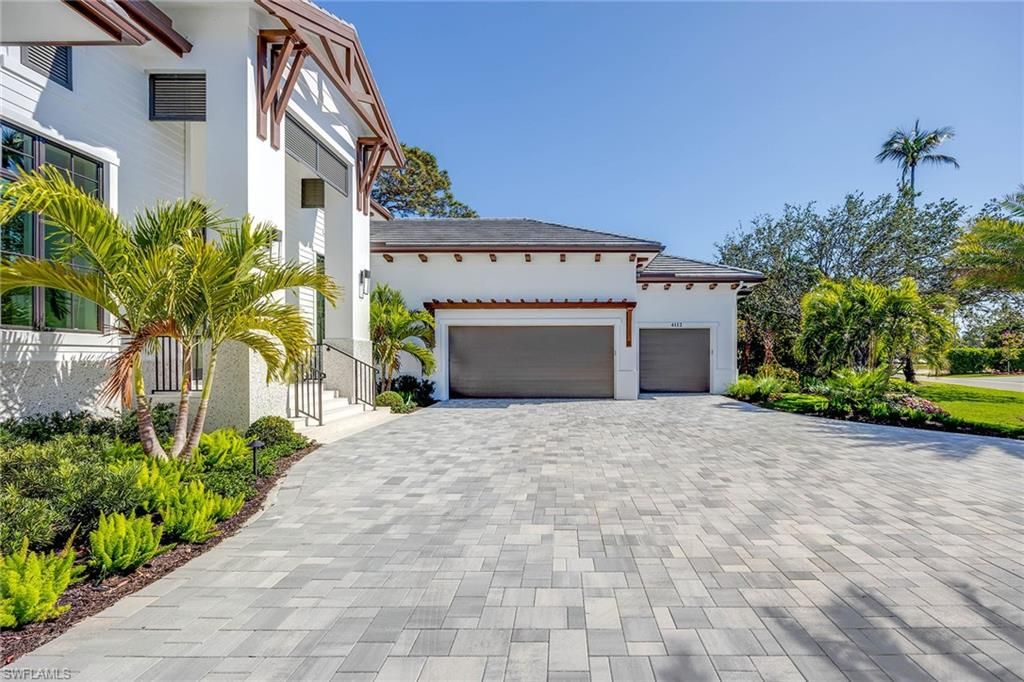 Photo of 4112 Willowhead WAY, NAPLES, FL 34103 (MLS # 224029363)