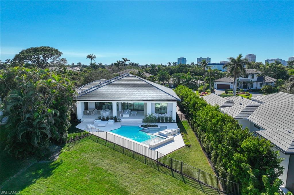 PARK SHORE - Residential