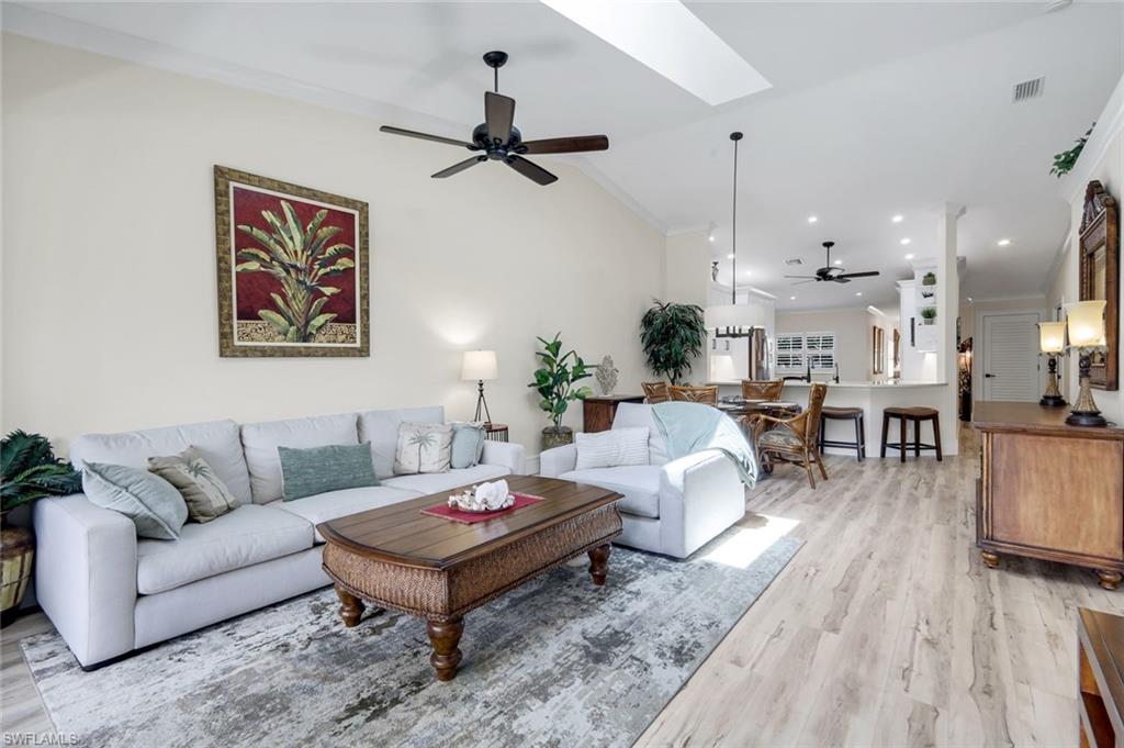 WATERSIDE PLACE - Residential