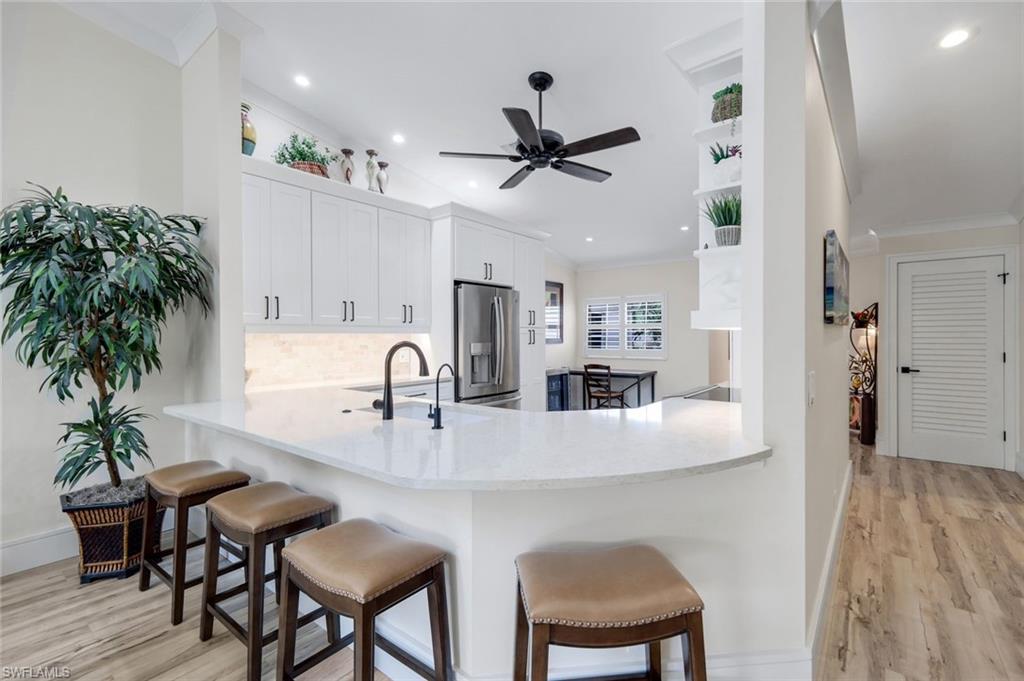 WATERSIDE PLACE - Residential