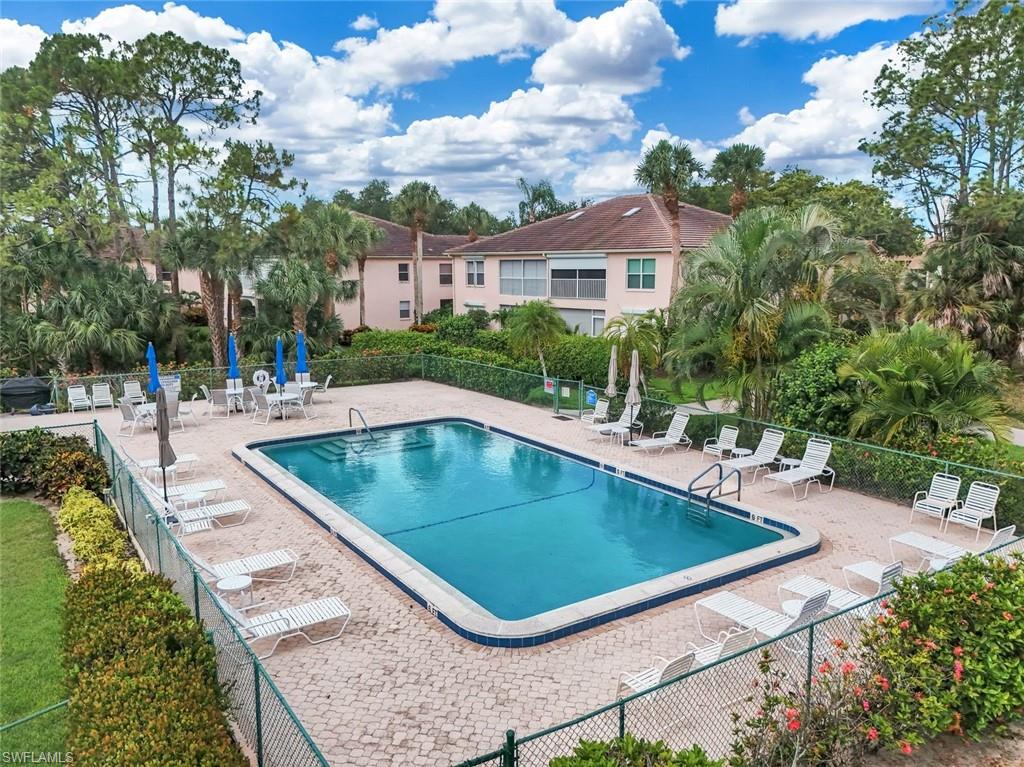 WATERSIDE PLACE - Residential