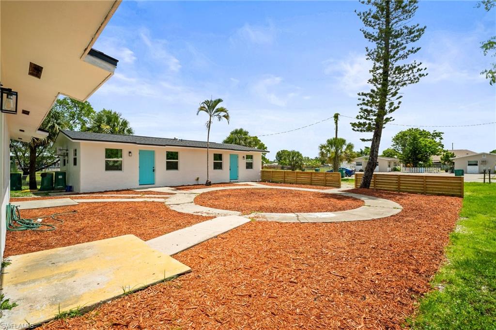 SHADOWLAWN AT NAPLES - Residential