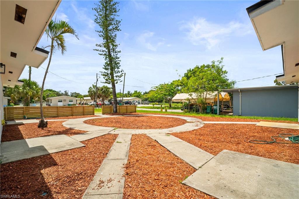 SHADOWLAWN AT NAPLES - Residential