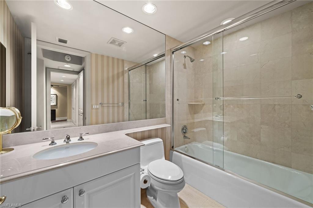 TRIESTE AT BAY COLONY - Residential