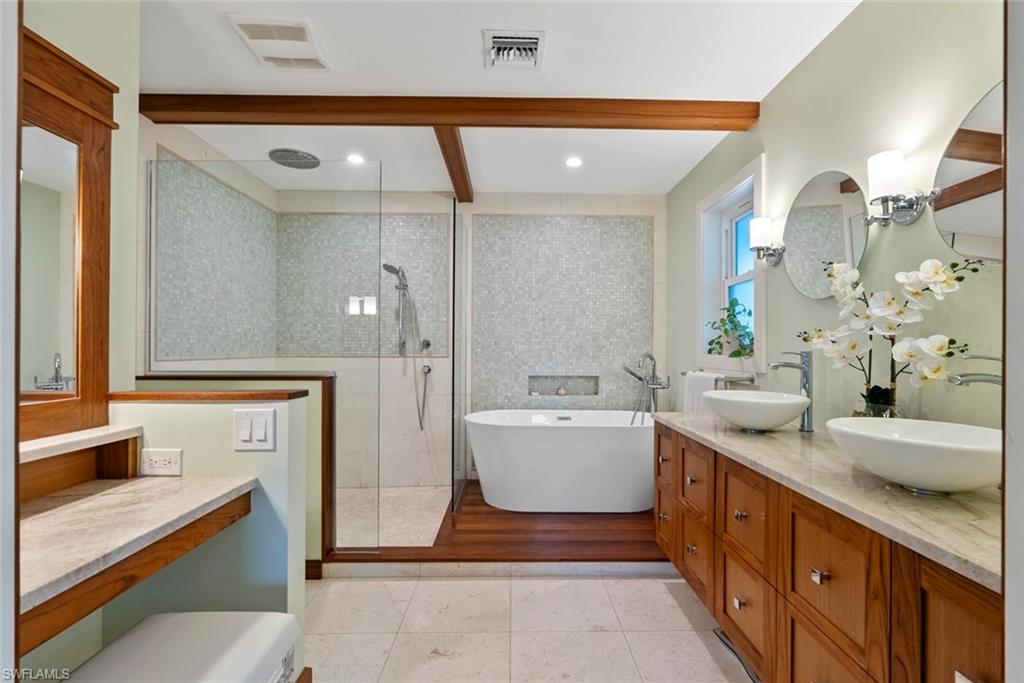 GULF HARBOR - Residential