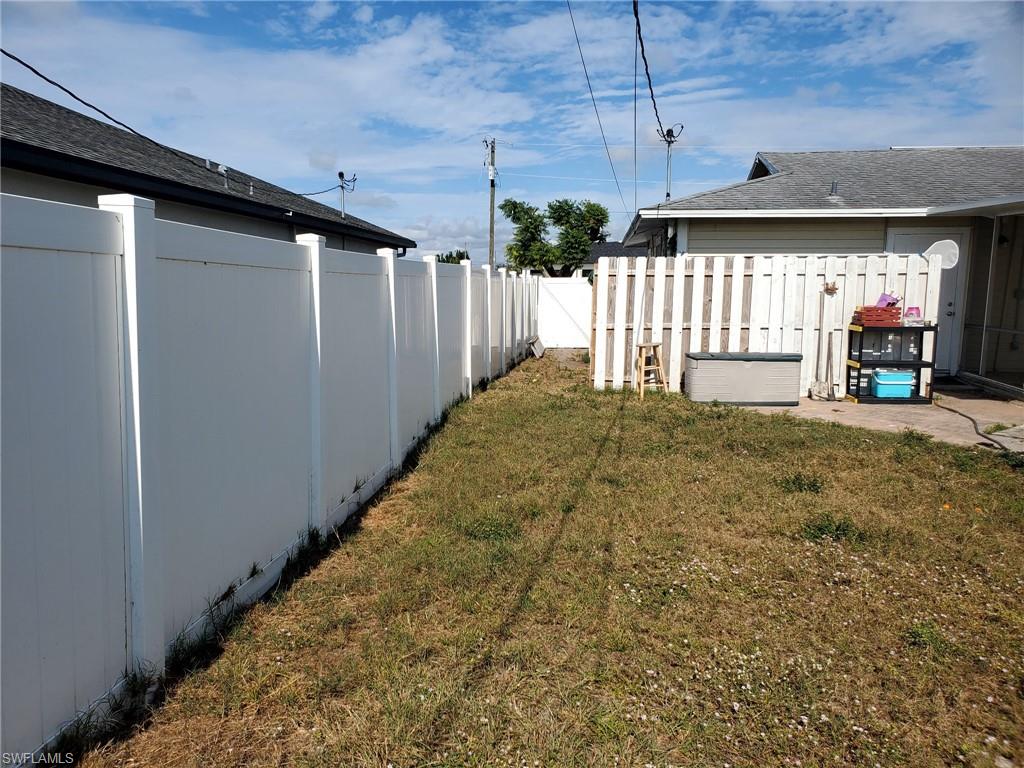 CAPE CORAL - Residential