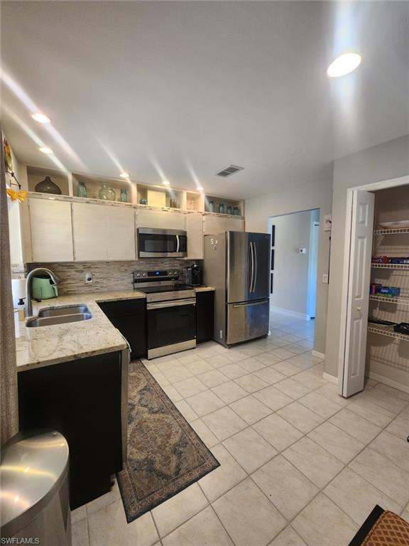 WYLDEWOOD VILLAGE - Residential Lease