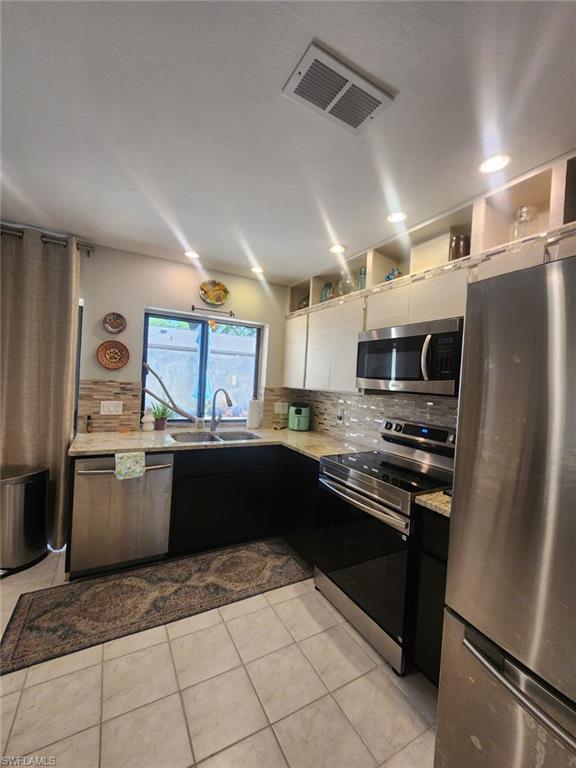 WYLDEWOOD VILLAGE - Residential Lease