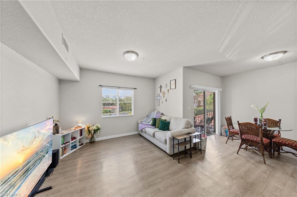 BELLA CASA - Residential