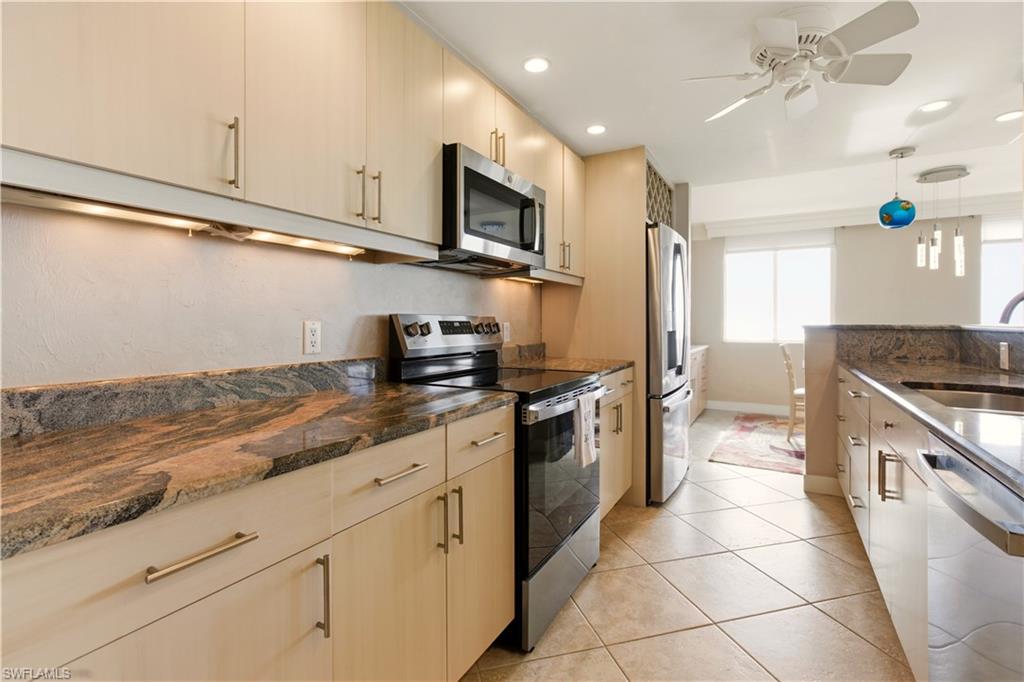 VANDERBILT SURF COLONY - Residential