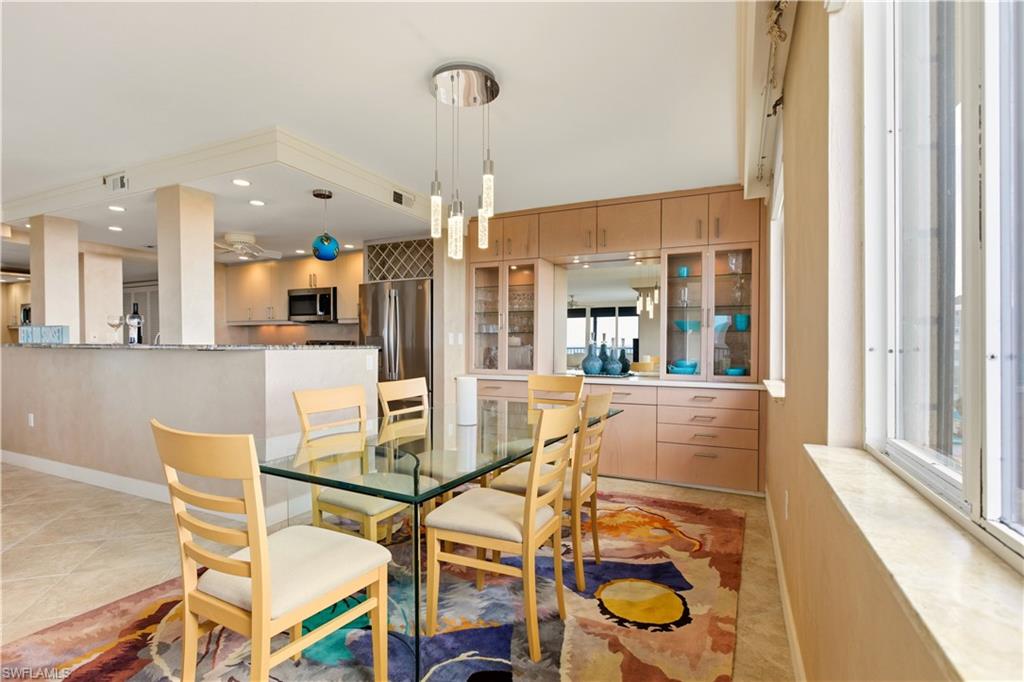 VANDERBILT SURF COLONY - Residential