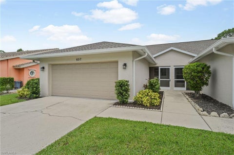 Photo of 657 Saint Andrews BLVD, NAPLES, FL 34113 (MLS # 226021315)