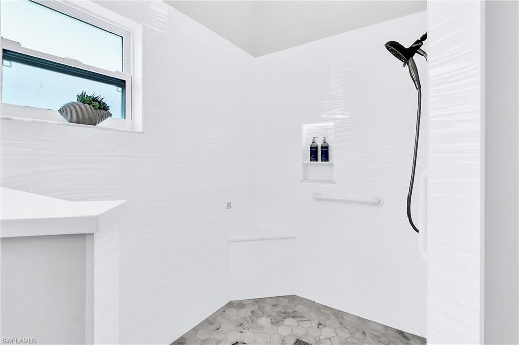 MUSTANG VILLAS - Residential