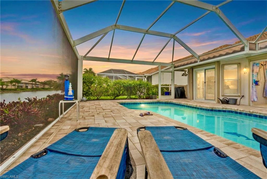 MUSTANG VILLAS - Residential