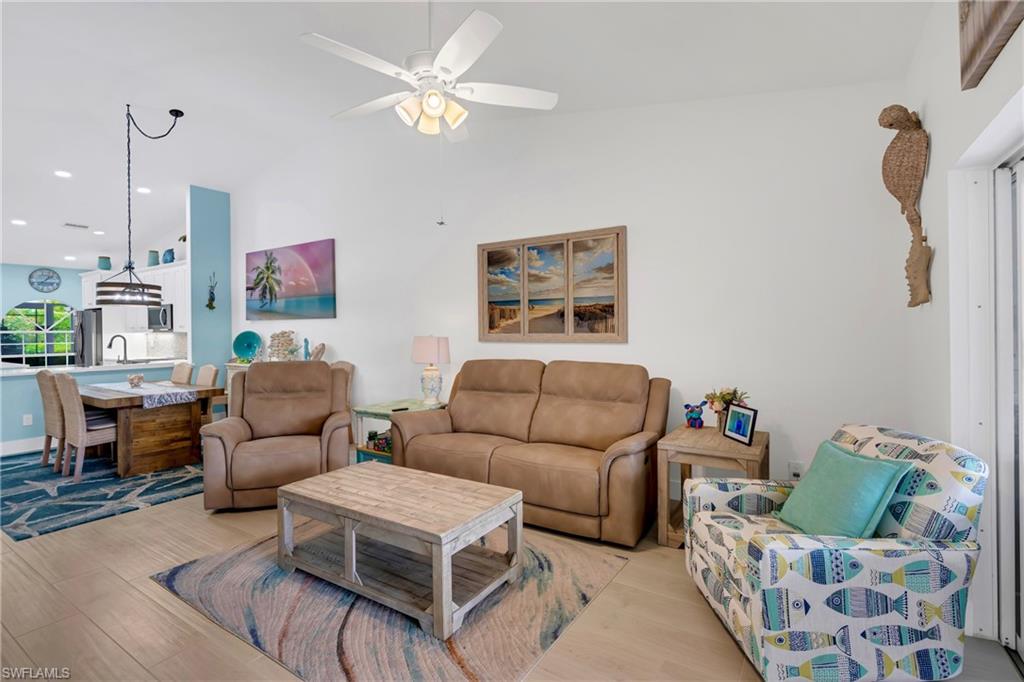 MUSTANG VILLAS - Residential