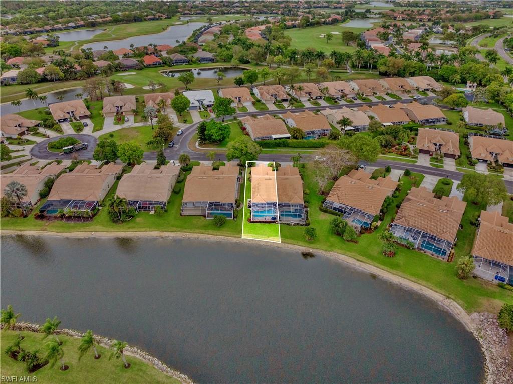 MUSTANG VILLAS - Residential