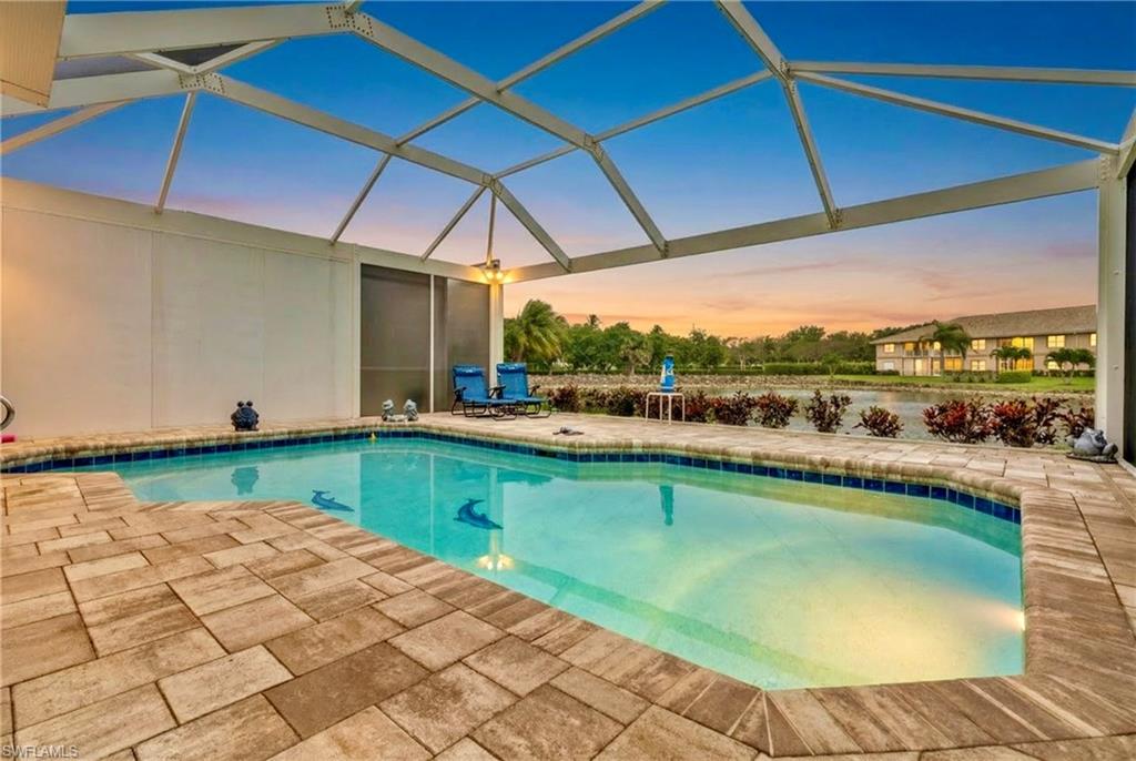 MUSTANG VILLAS - Residential