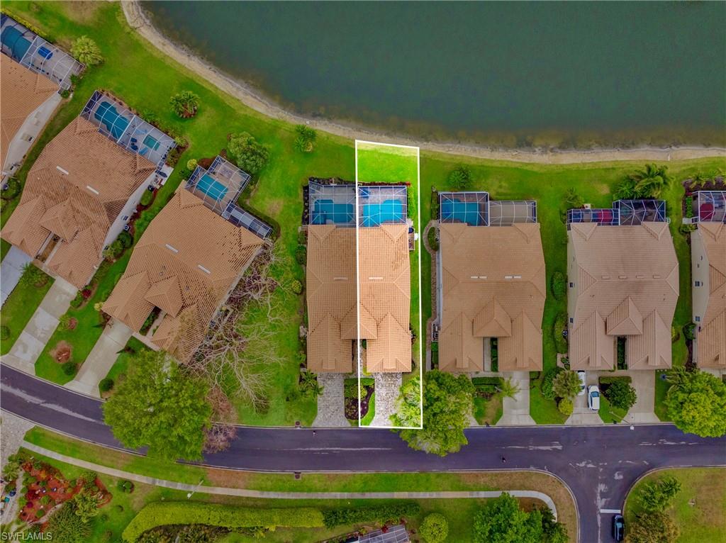 MUSTANG VILLAS - Residential