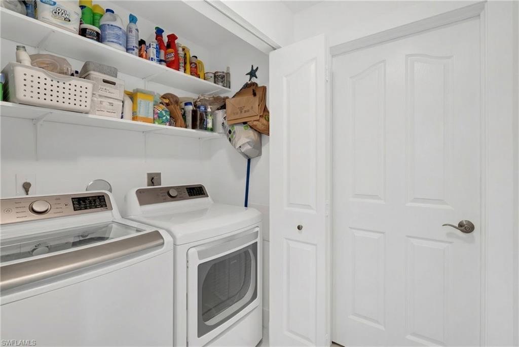 MUSTANG VILLAS - Residential