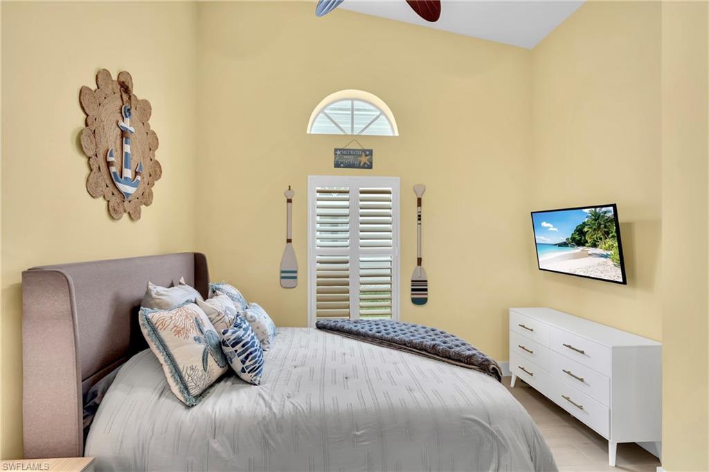 MUSTANG VILLAS - Residential