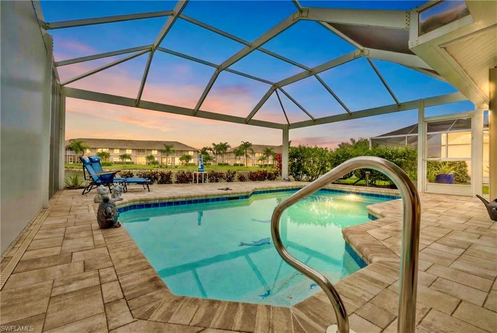 MUSTANG VILLAS - Residential