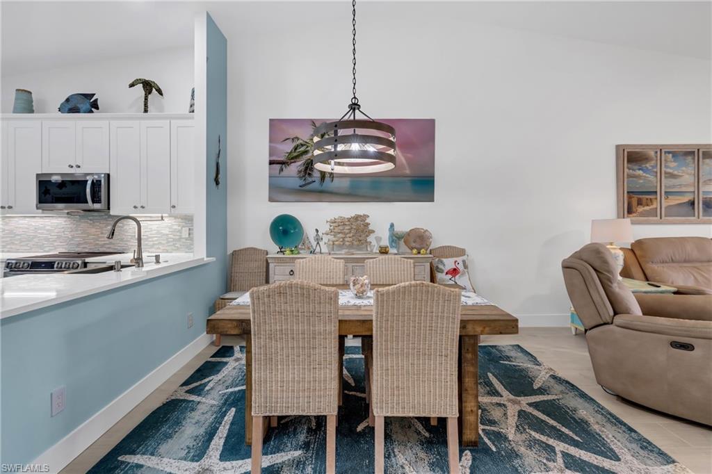 MUSTANG VILLAS - Residential