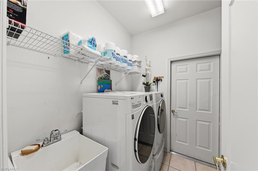 STONEYBROOK - Residential