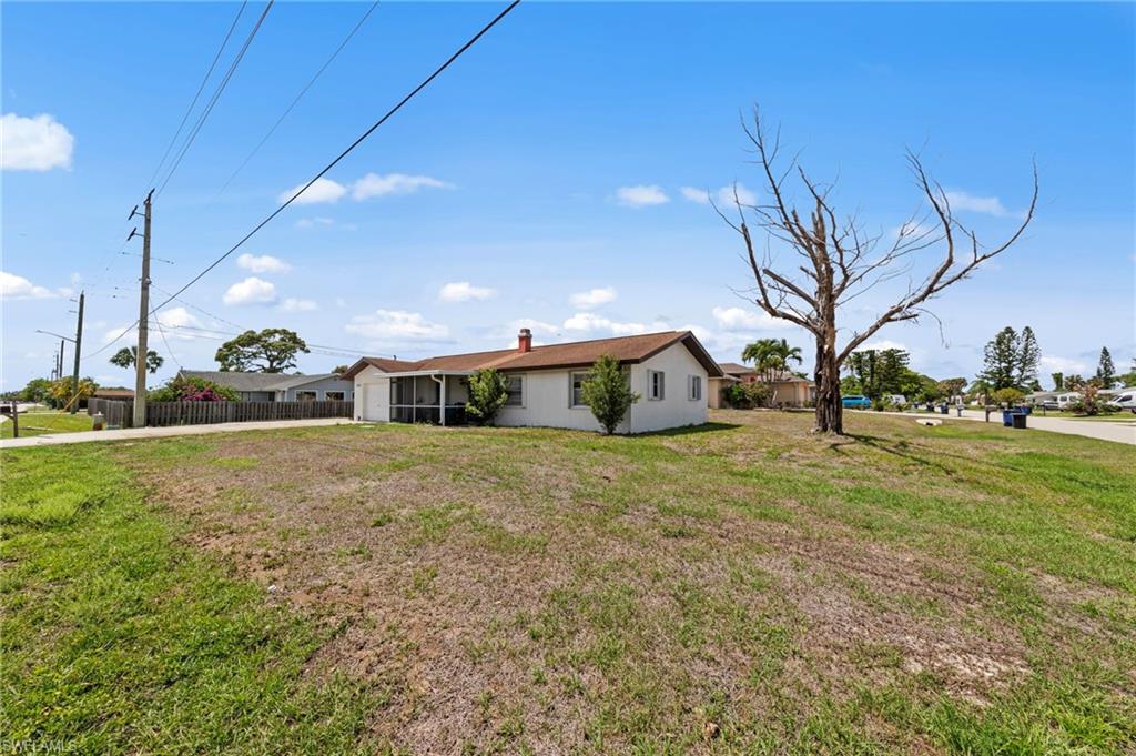 SAN CARLOS PARK - Residential