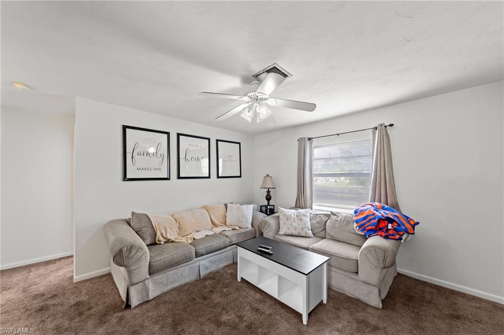 SAN CARLOS PARK - Residential