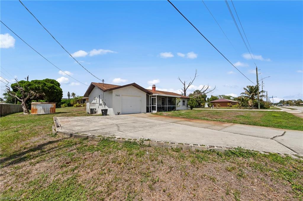 SAN CARLOS PARK - Residential