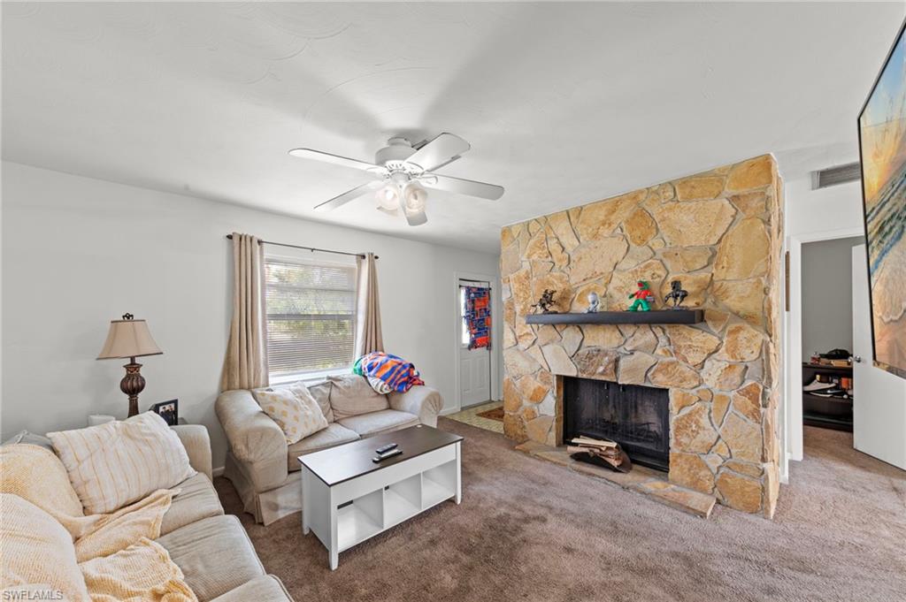 SAN CARLOS PARK - Residential