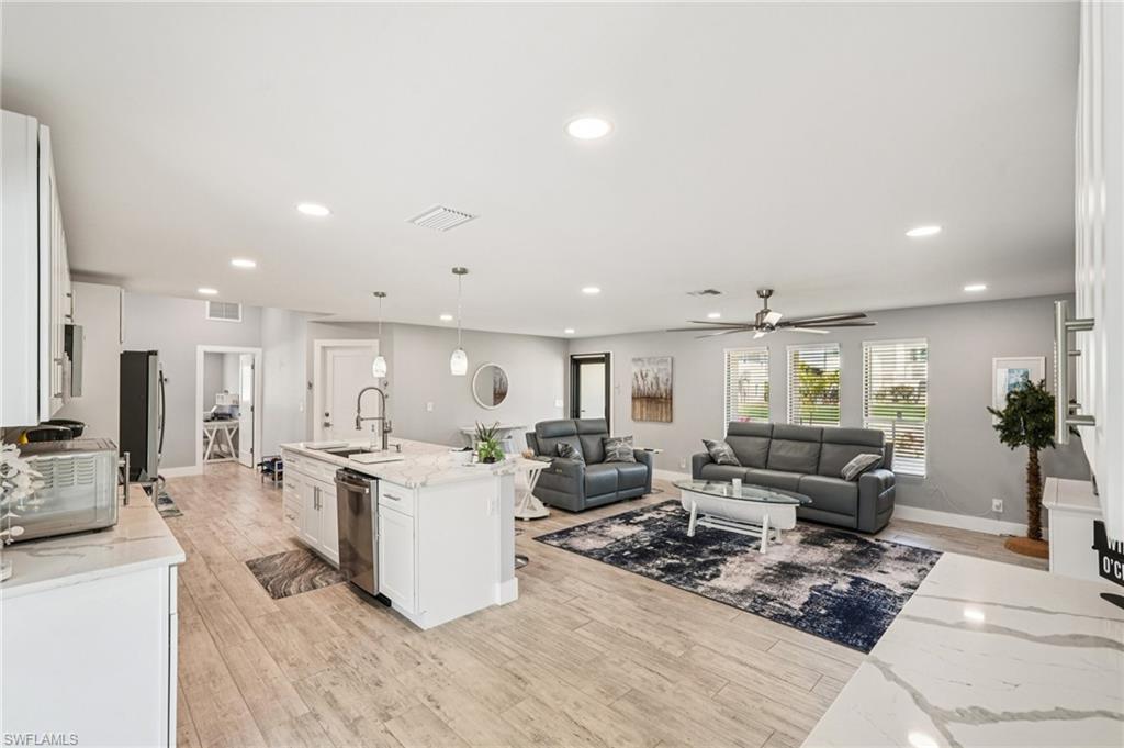 LAGUNA SHORES - Residential