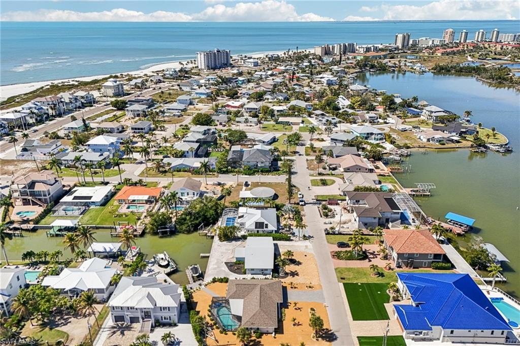 LAGUNA SHORES - Residential