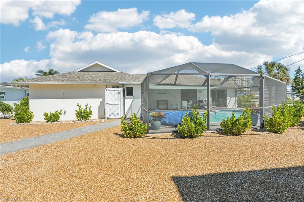 LAGUNA SHORES - Residential