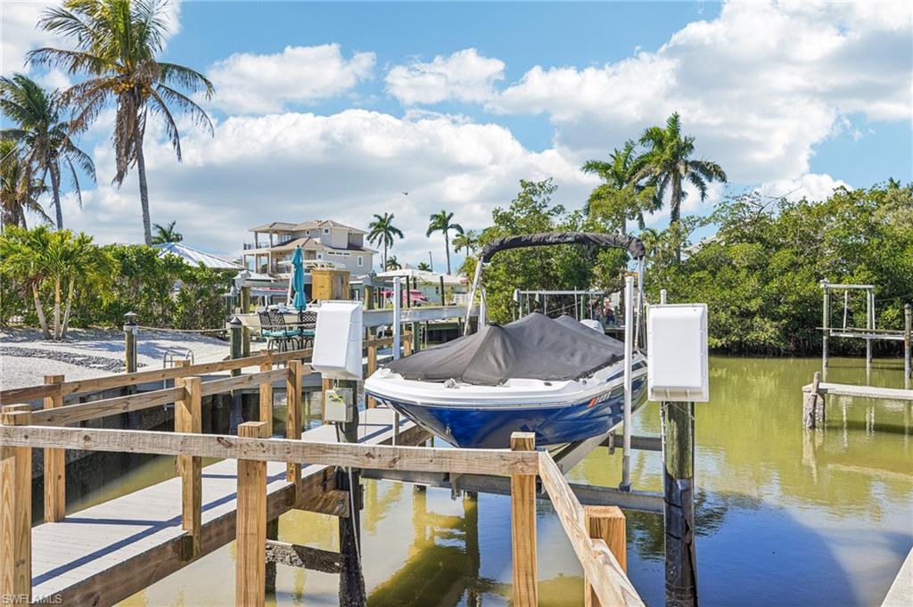 LAGUNA SHORES - Residential