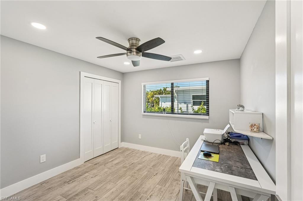 LAGUNA SHORES - Residential