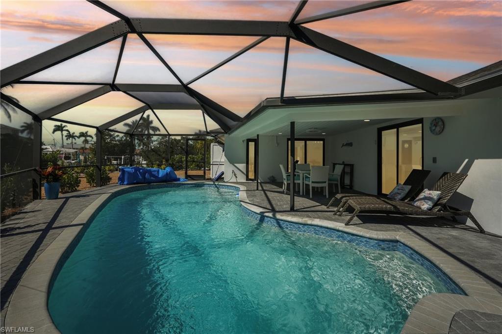 LAGUNA SHORES - Residential