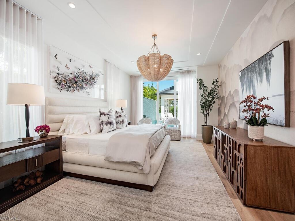 OLDE NAPLES - Residential