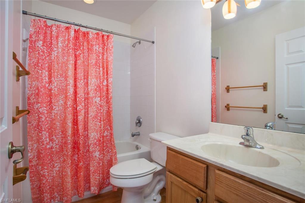 COLONNADE AT FORUM - Residential