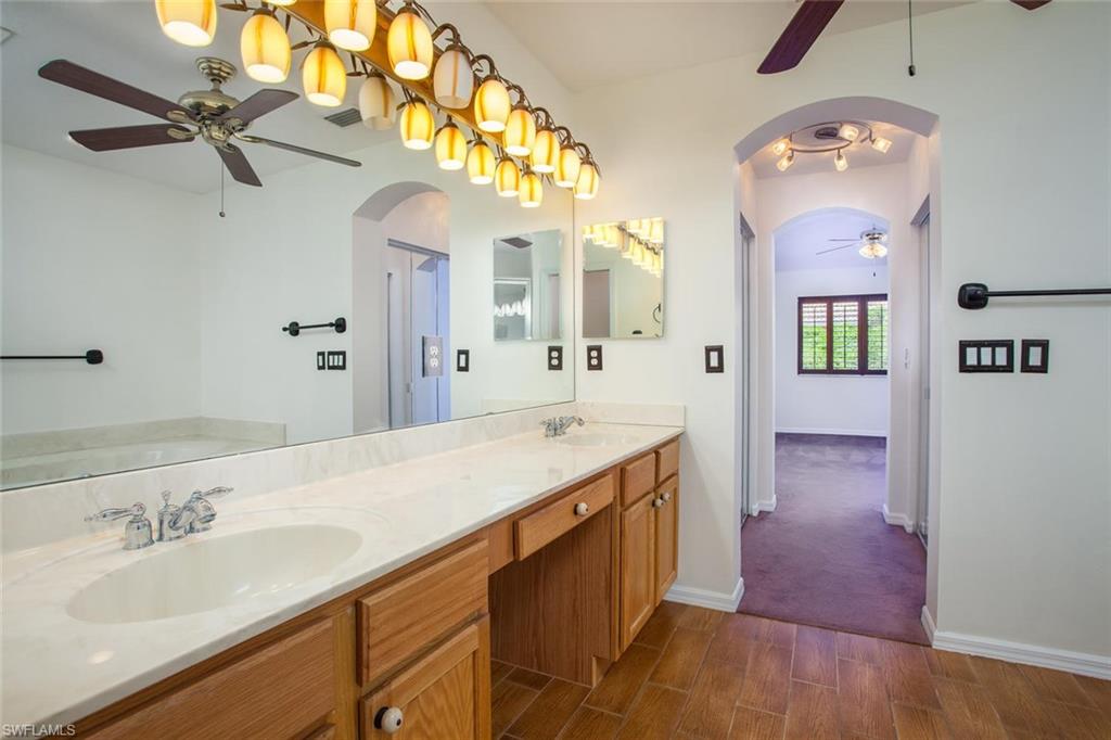 COLONNADE AT FORUM - Residential