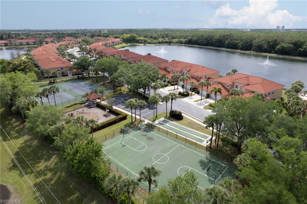 EAGLE RIDGE LAKES - Residential