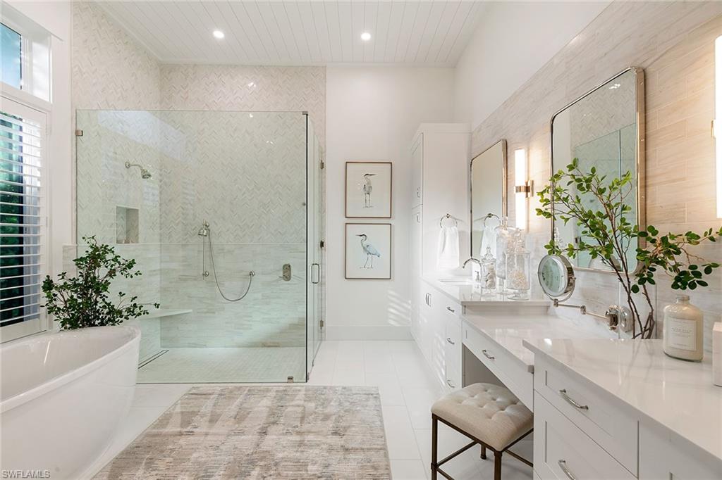 OLDE NAPLES - Residential