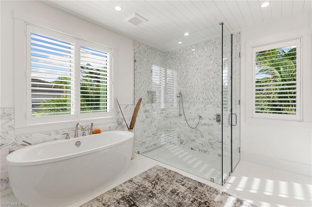 OLDE NAPLES - Residential