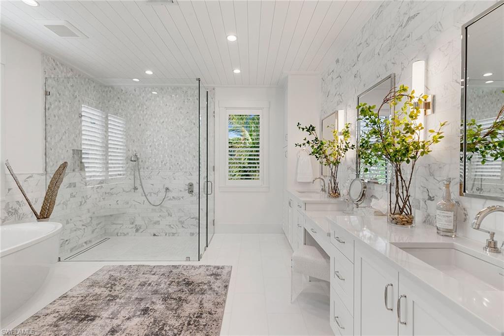 OLDE NAPLES - Residential