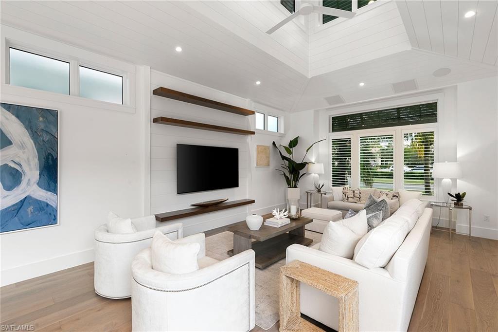 OLDE NAPLES - Residential