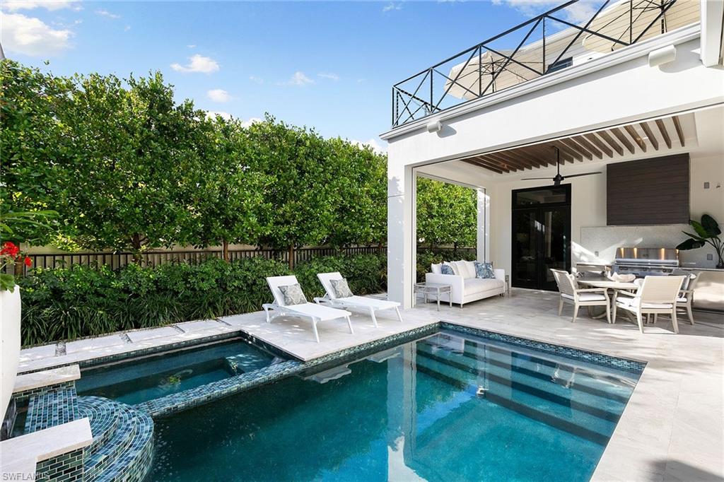 OLDE NAPLES - Residential