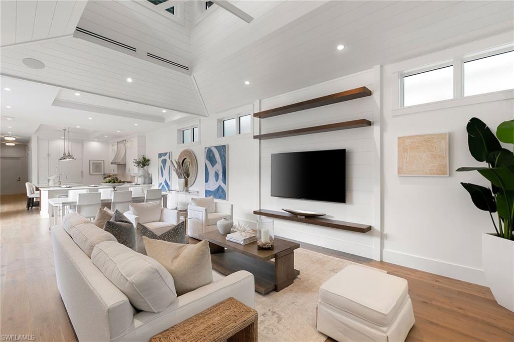 OLDE NAPLES - Residential