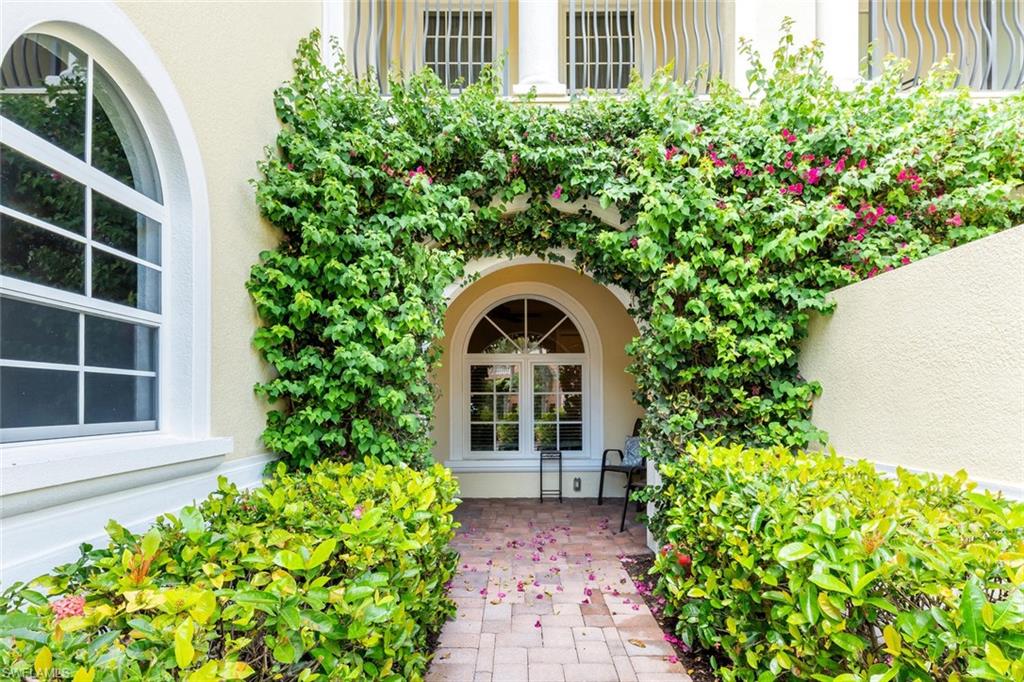 LUSSO VILLAS - Residential