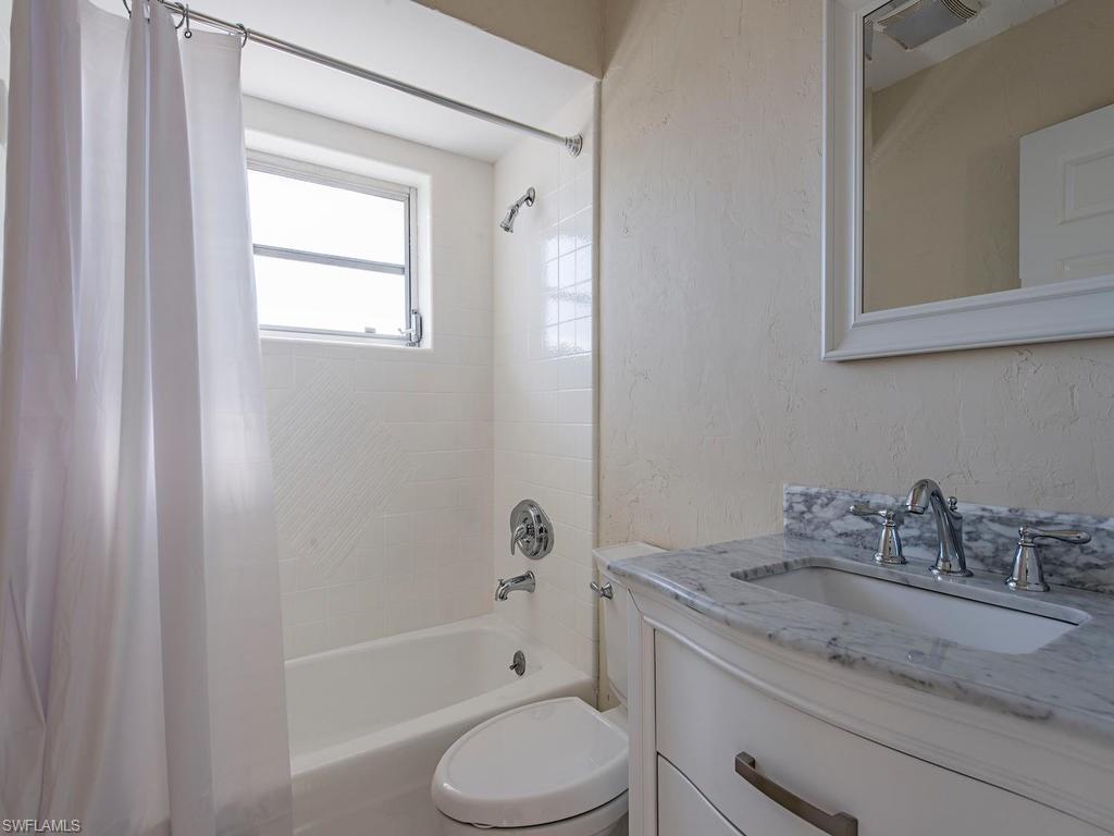 MARCO BEACH - Residential